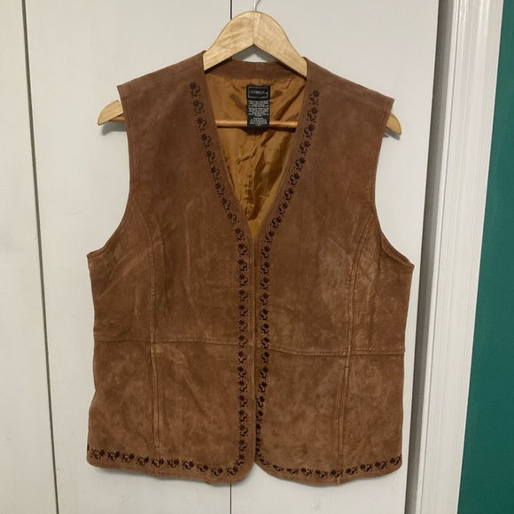 Outbrook Jackets & Blazers - Vintage Outbrook Geuine Leather Vest Size Extra Large XL